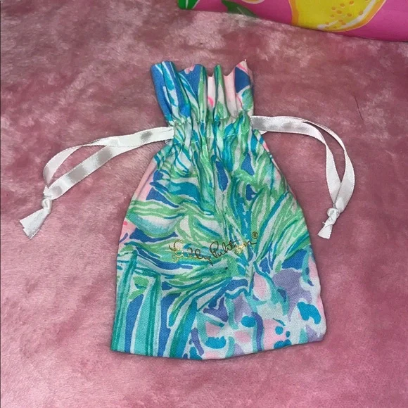 Lilly Pulitzer x Estée Lauder Cosmetic Toiletry Bag and Small Dust Bag NWOT - Picture 5 of 7